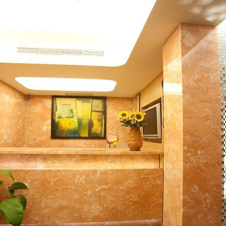 Holyone Hotel Taipeh Exterior foto